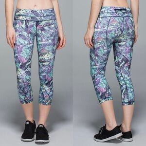 * $98 Lululemon Run: Inspire Crop II All Full-On Luxtreme
Iridescent Multi 6
